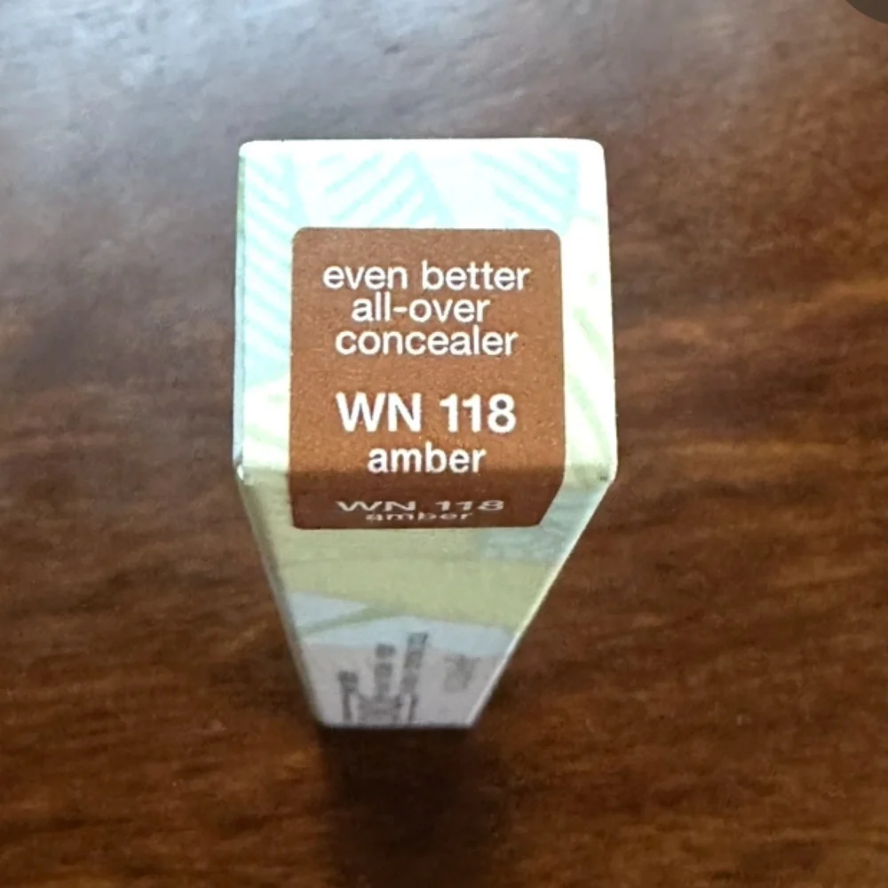 🆕 CLINIQUE Even Better All-Over Concealer + Eraser WN 118 AMBER NIB